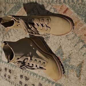 New Chunky Dolce Vita Duck Bootie